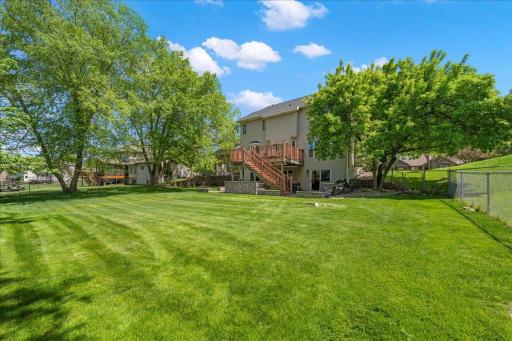 139 Ridge Way, Mahtomedi, MN 55115