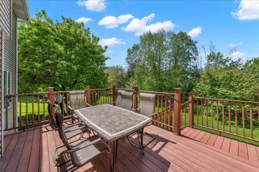 139 Ridge Way, Mahtomedi, MN 55115