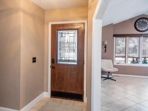 129 Hemlock Place, Saint Paul, MN 55127