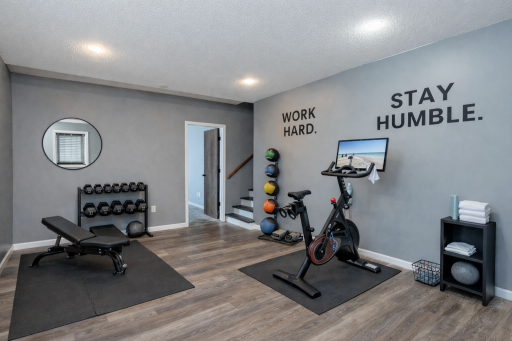 129 Hemlock Place, Saint Paul, MN 55127