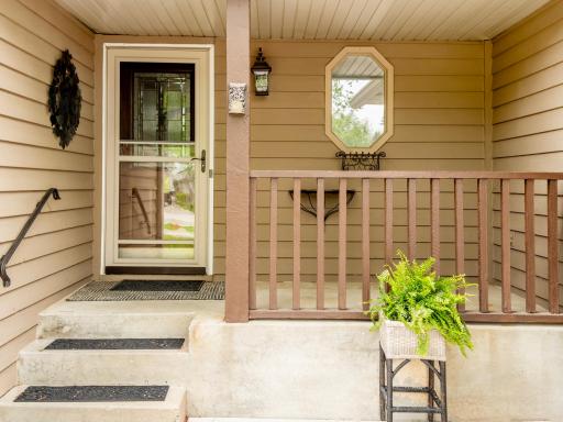 129 Hemlock Place, Saint Paul, MN 55127