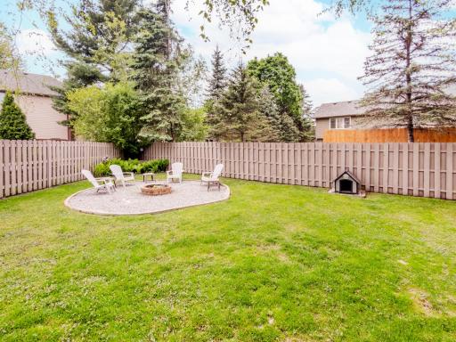 129 Hemlock Place, Saint Paul, MN 55127