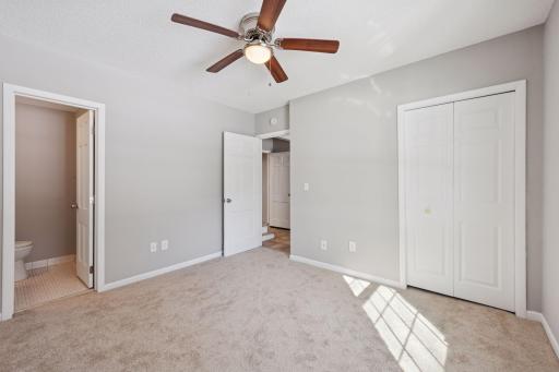 5570 & 5580 Shorewood Lane, Excelsior, MN 55331