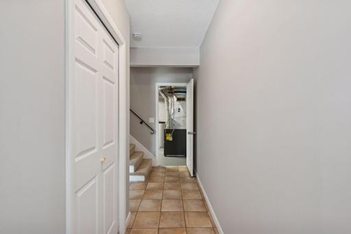 5570 & 5580 Shorewood Lane, Excelsior, MN 55331