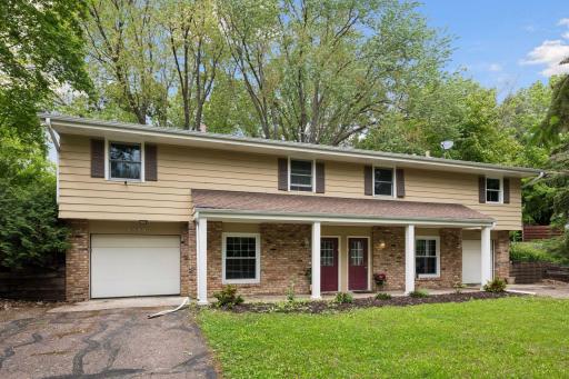 5570 & 5580 Shorewood Lane, Excelsior, MN 55331