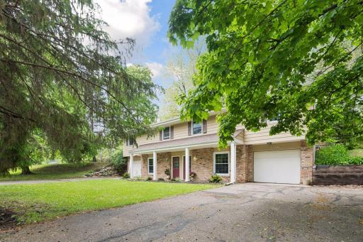 5570 & 5580 Shorewood Lane, Excelsior, MN 55331