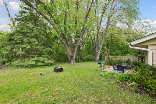 5570 & 5580 Shorewood Lane, Excelsior, MN 55331