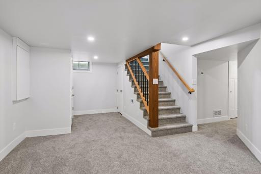 1774 Rome Avenue, Saint Paul, MN 55116