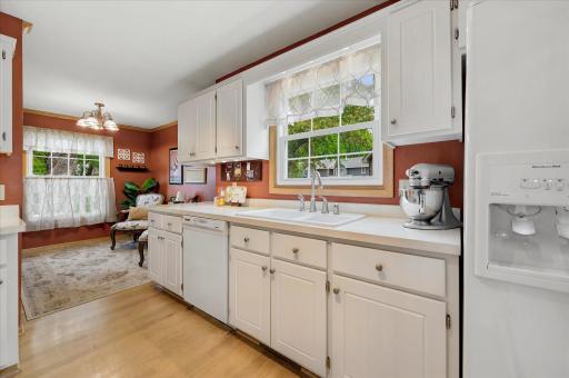 5267 Silver Maple Circle, Minnetonka, MN 55343