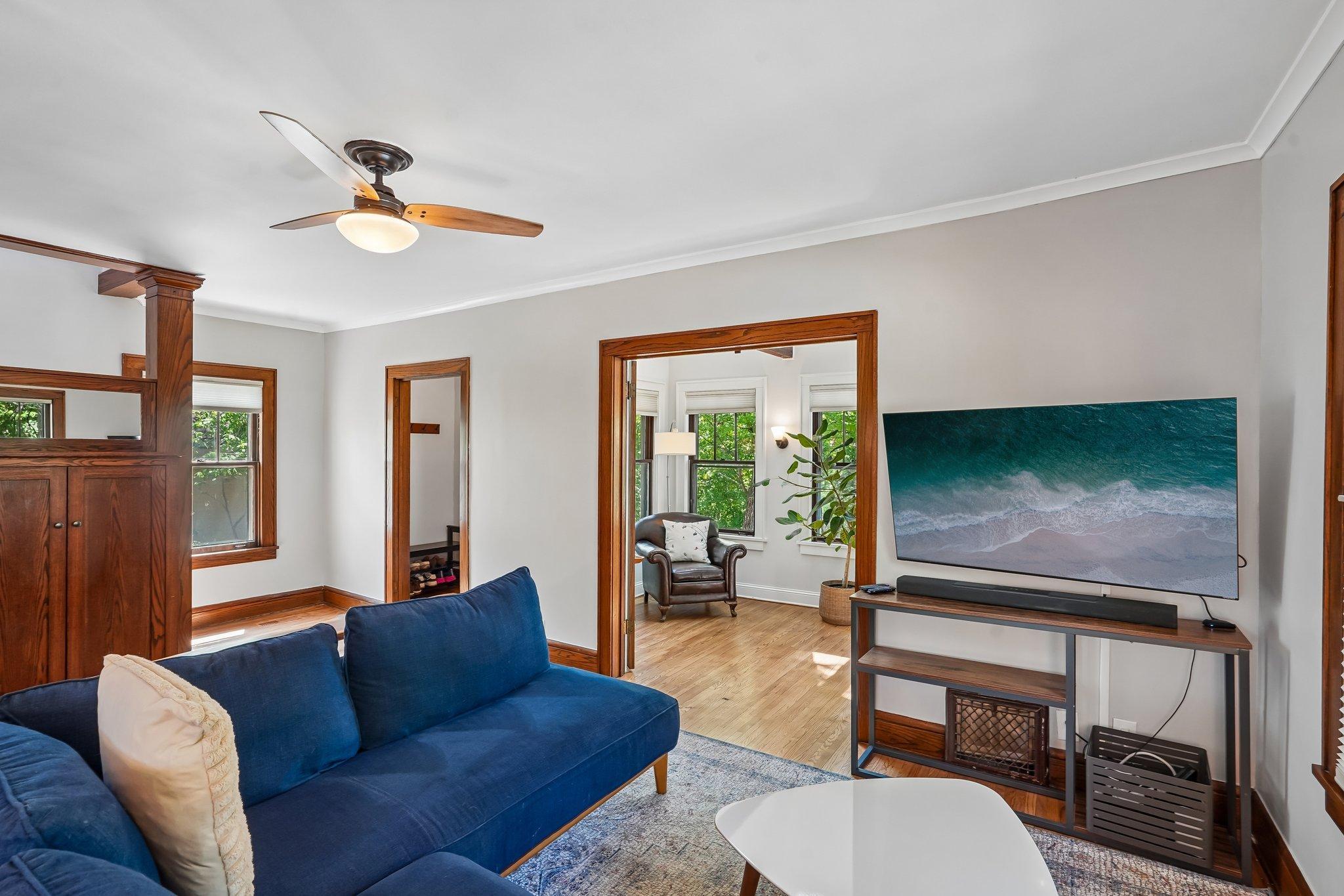 8-web-or-mls-Fillmore St-S2105-008.jpg