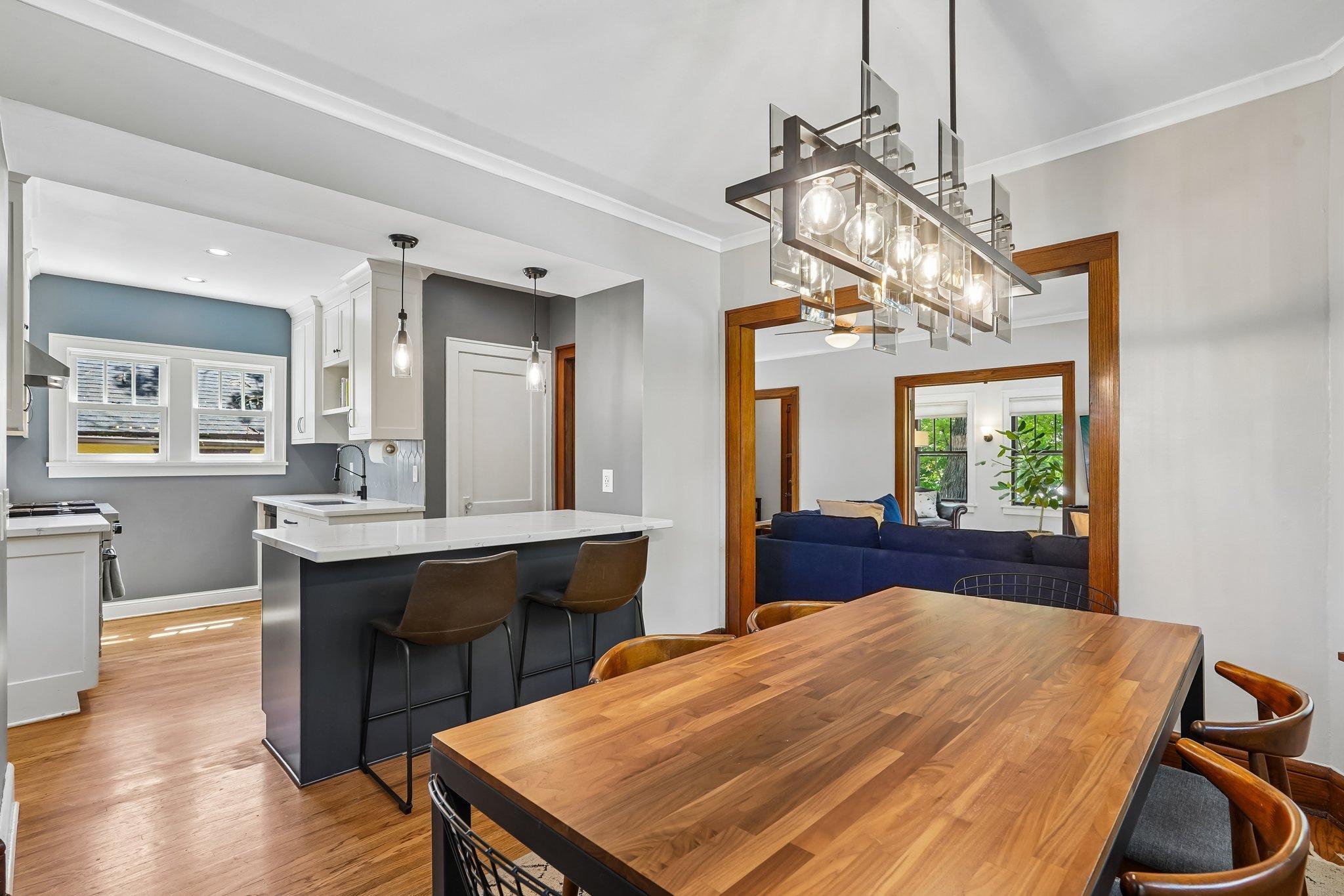 16-web-or-mls-Fillmore St-S2105-016.jpg