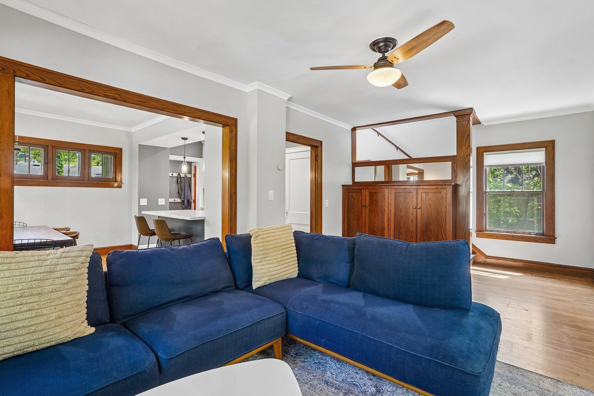 13-web-or-mls-Fillmore St-S2105-013.jpg