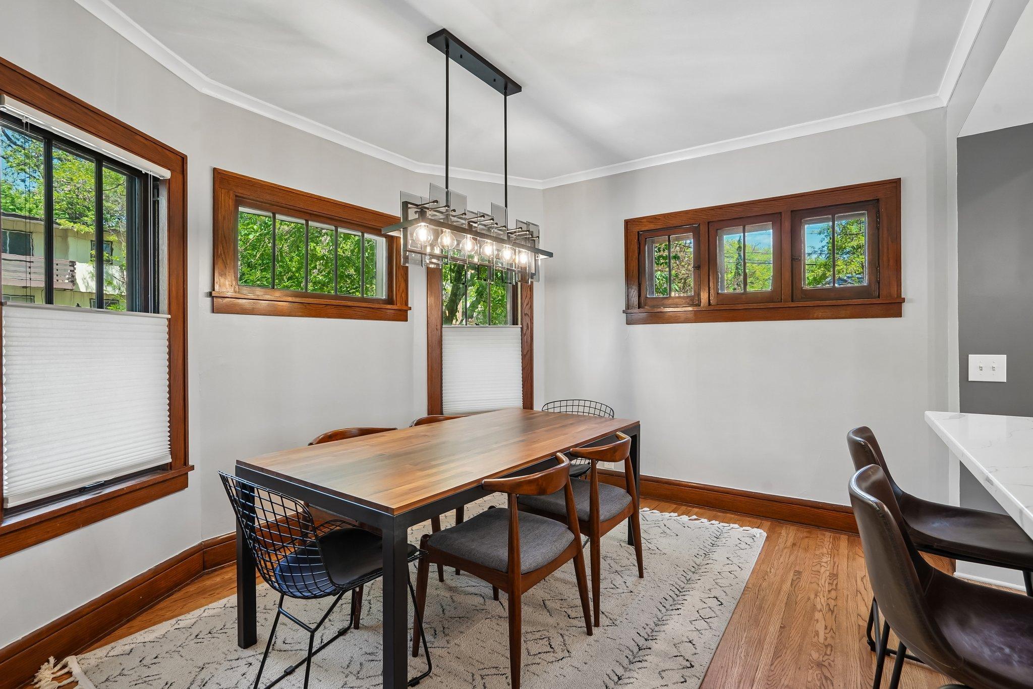 17-web-or-mls-Fillmore St-S2105-017.jpg