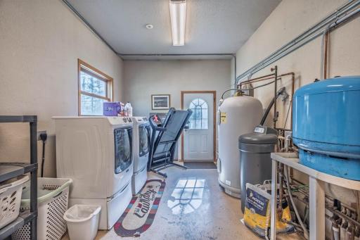 4003 Highway 5, Hibbing, MN 55746