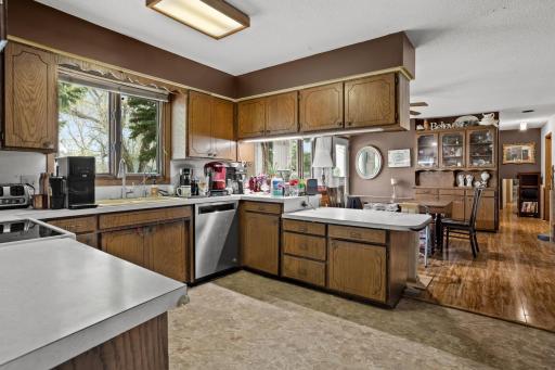 404 Wadge Avenue S, Park River, ND 58270