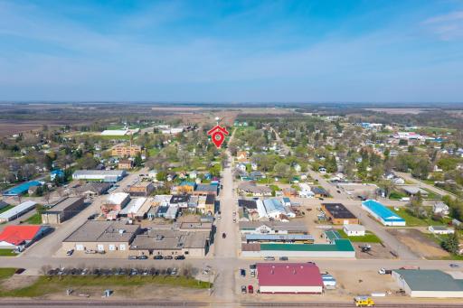 404 Wadge Avenue S, Park River, ND 58270