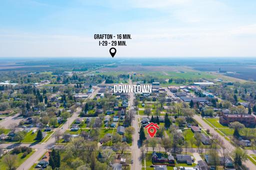 404 Wadge Avenue S, Park River, ND 58270