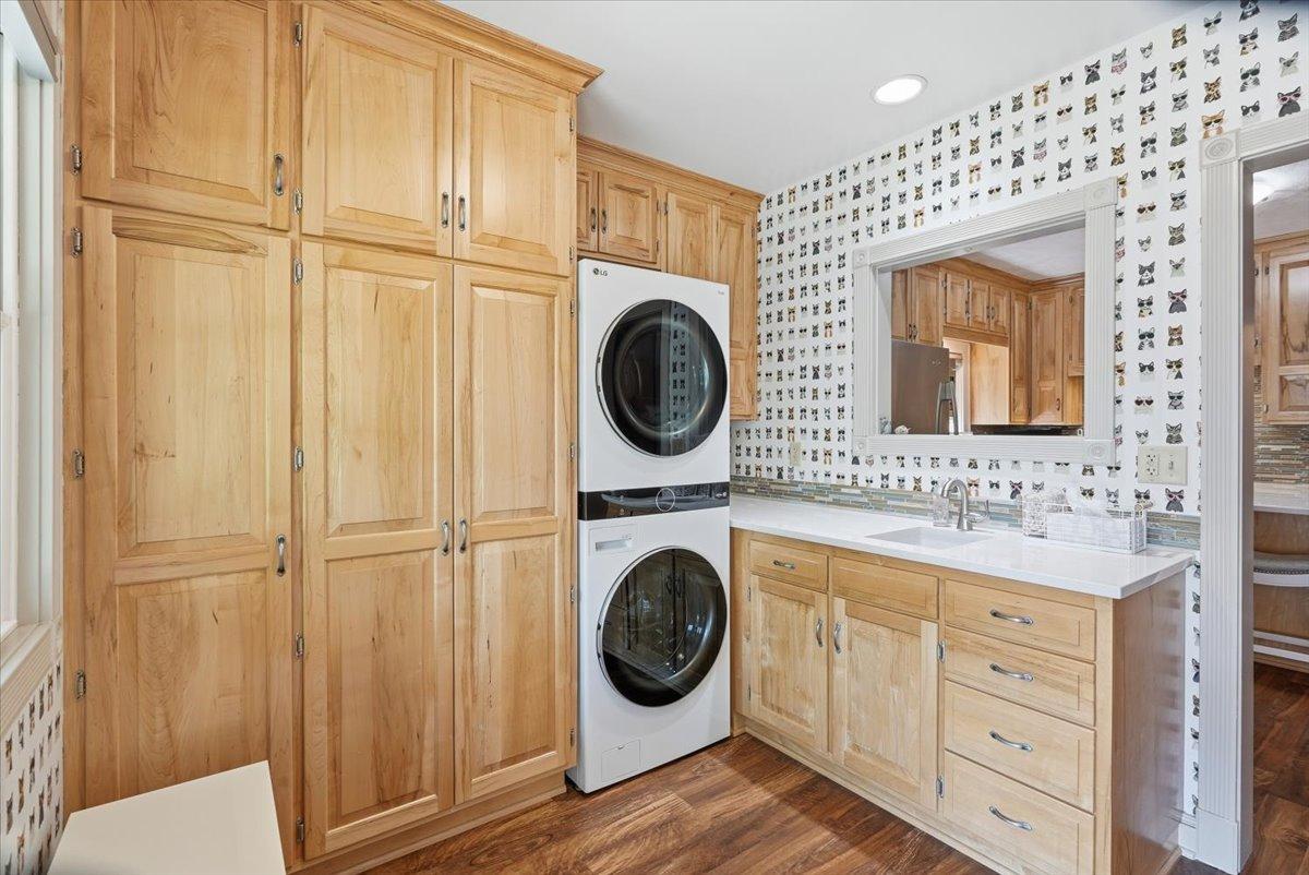 18-Laundry.jpg