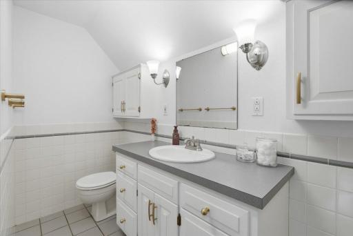 1663 Willis Avenue, South Saint Paul, MN 55075
