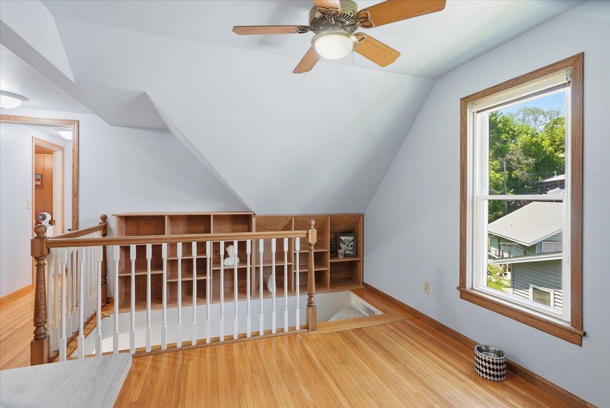10-Loft.jpg
