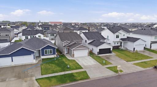 1520 67th Avenue S, Fargo, ND 58104