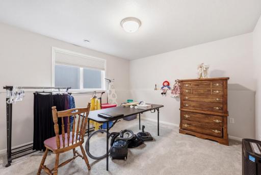 1520 67th Avenue S, Fargo, ND 58104