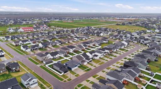 1520 67th Avenue S, Fargo, ND 58104