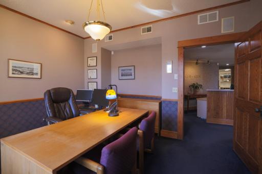 951 Grand Avenue, Saint Paul, MN 55105