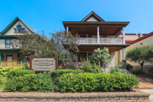 951 Grand Avenue, Saint Paul, MN 55105