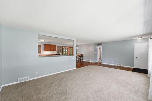 7344 26th Street NE, Willmar, MN 56201