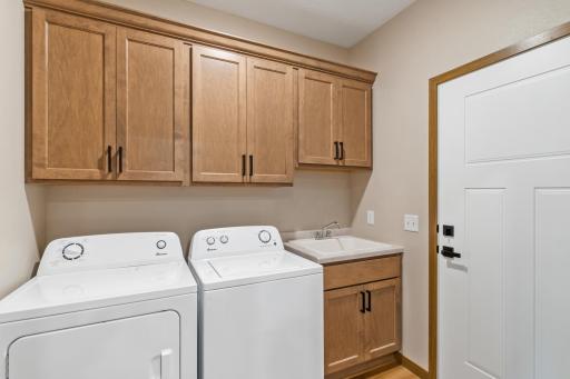 2040 13th Street NW, Faribault, MN 55021