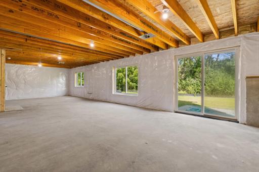 2040 13th Street NW, Faribault, MN 55021