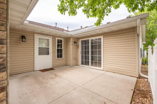 818 Roundhouse Street, Shakopee, MN 55379