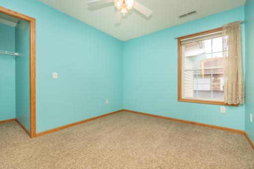818 Roundhouse Street, Shakopee, MN 55379