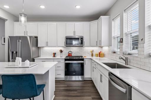 15032 Athgoe Drive, Rosemount, MN 55068