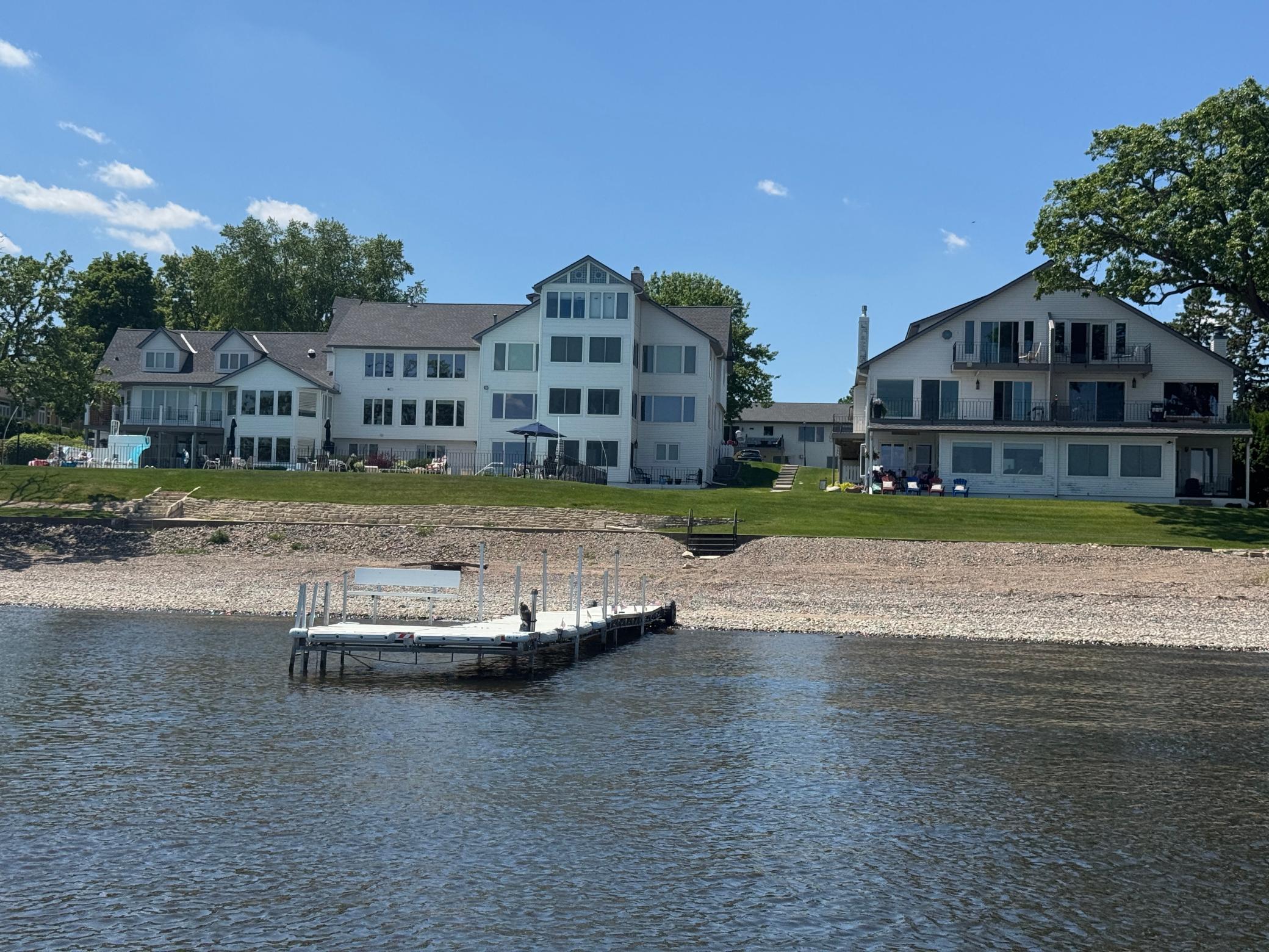 1300 S Lakeshore Dr A2.JPG
