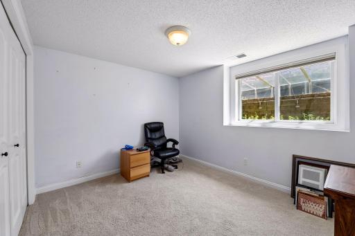 5000 Normandale Hglds Drive, Minneapolis, MN 55437