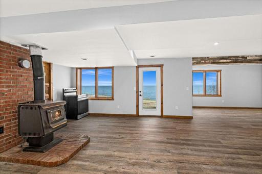 6164 Kennedys Landing, Silver Bay, MN 55614