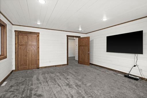 6164 Kennedys Landing, Silver Bay, MN 55614