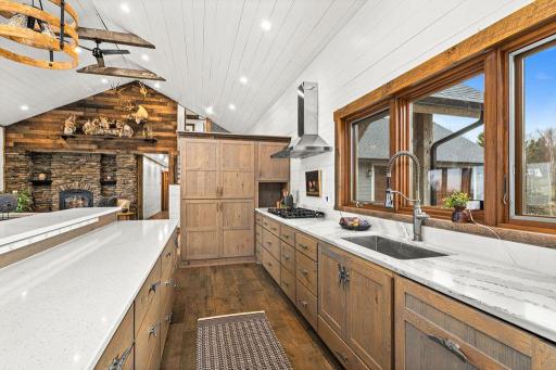 6164 Kennedys Landing, Silver Bay, MN 55614
