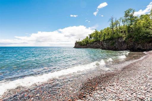 6164 Kennedys Landing, Silver Bay, MN 55614