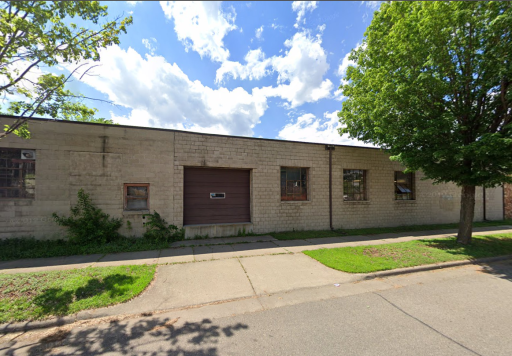 4215 E Lake St. Side View Dock Door Exterior .png