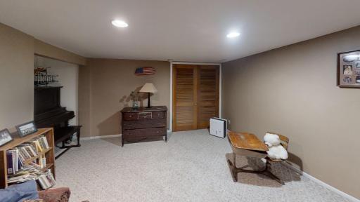 204 Fredrick Drive, Albert Lea, MN 56007