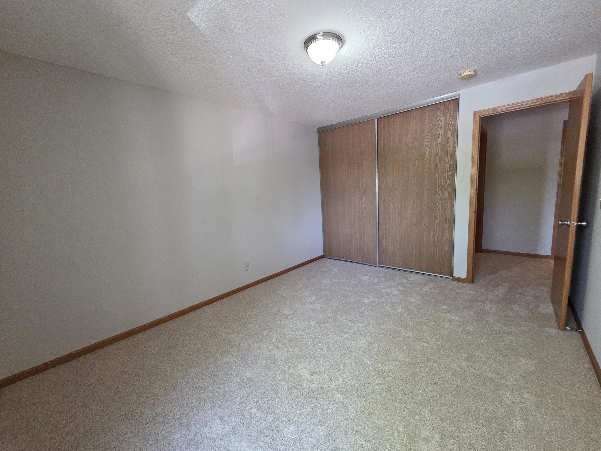 Bedroom2- also with big closet.