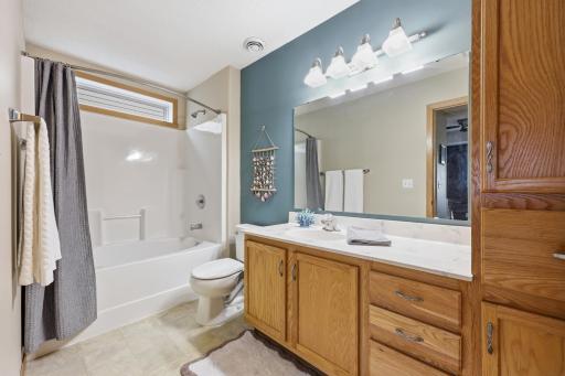 2889 35th Street S, Moorhead, MN 56560