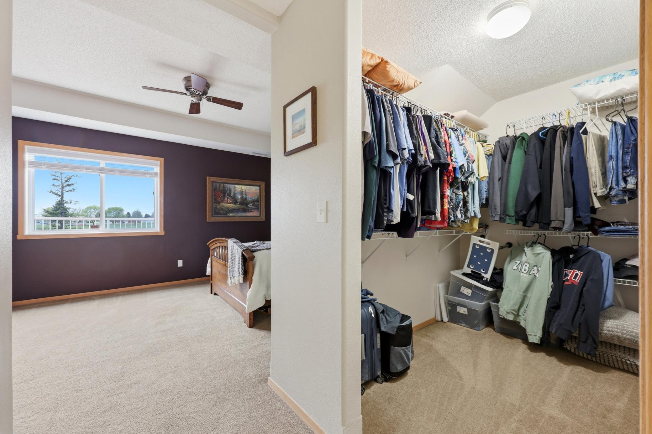 Walk in closet