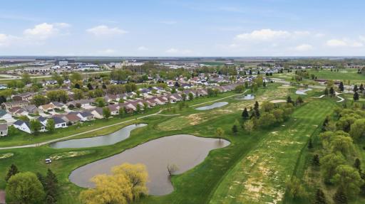 2889 35th Street S, Moorhead, MN 56560