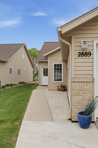 2889 35th Street S, Moorhead, MN 56560