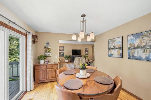 974 Kohlman Lane, Maplewood, MN 55109