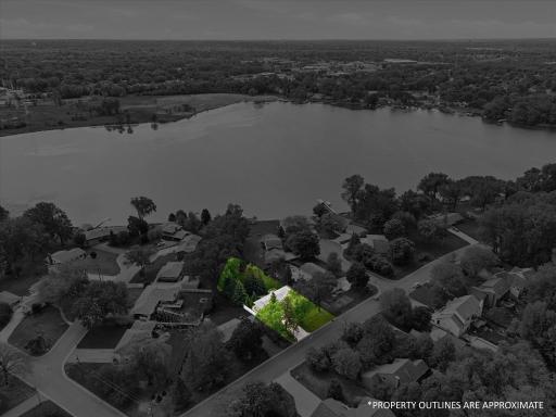 974 Kohlman Lane, Maplewood, MN 55109